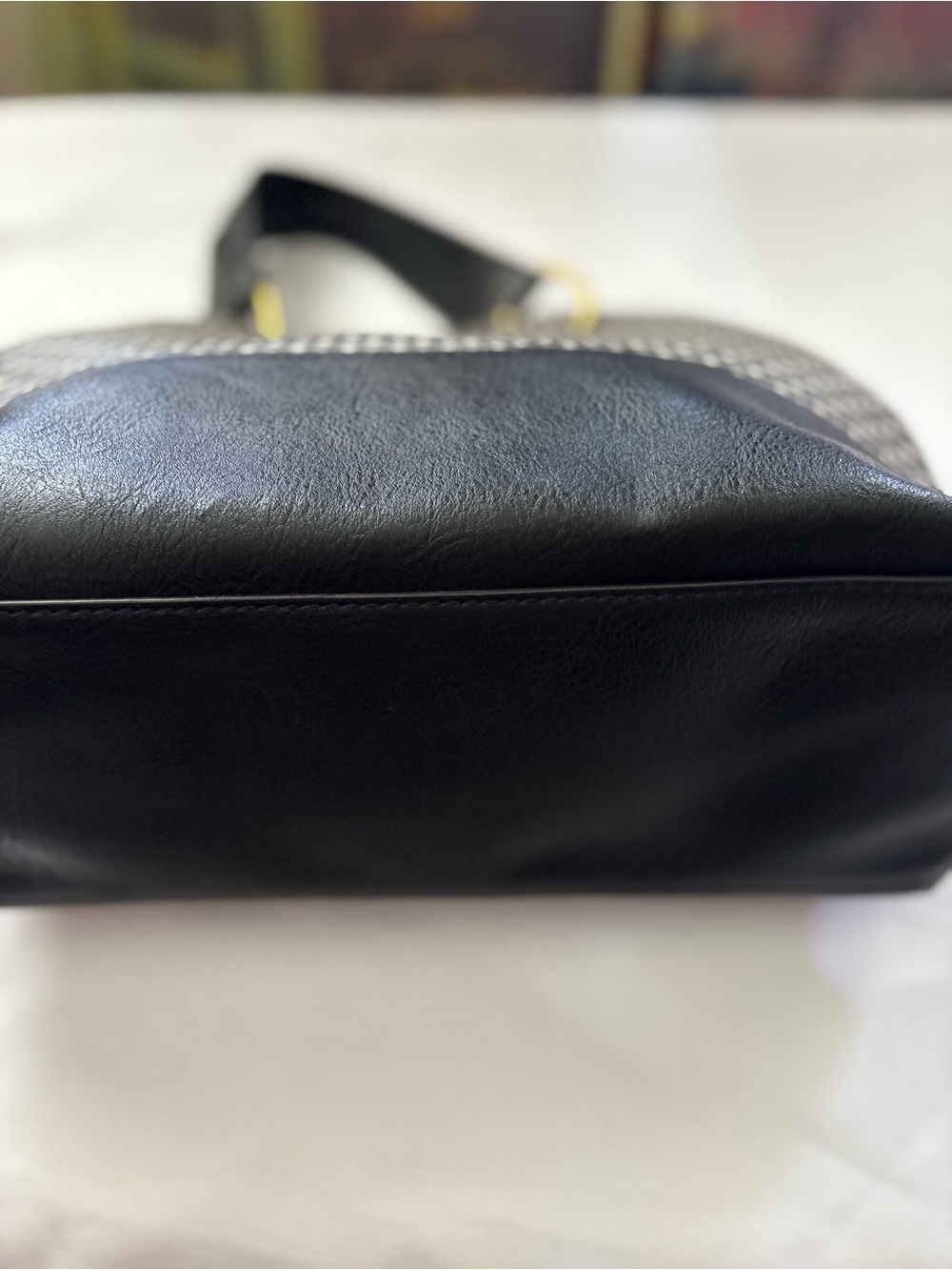 Fossil Convertible Black and White Pattern Satchel with Gold Hardware - Picture 7 of 16
